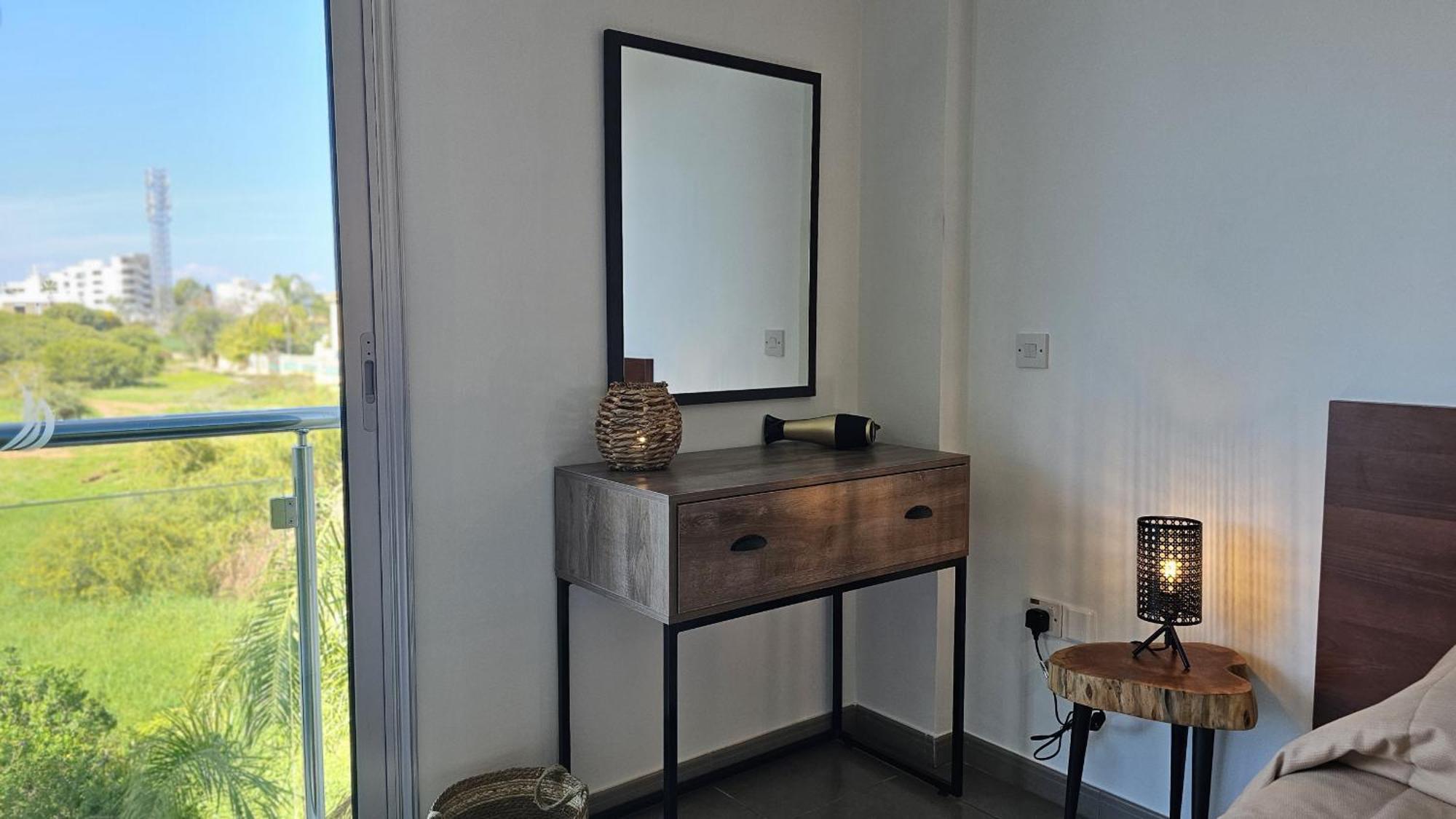 Apartment White Coral *