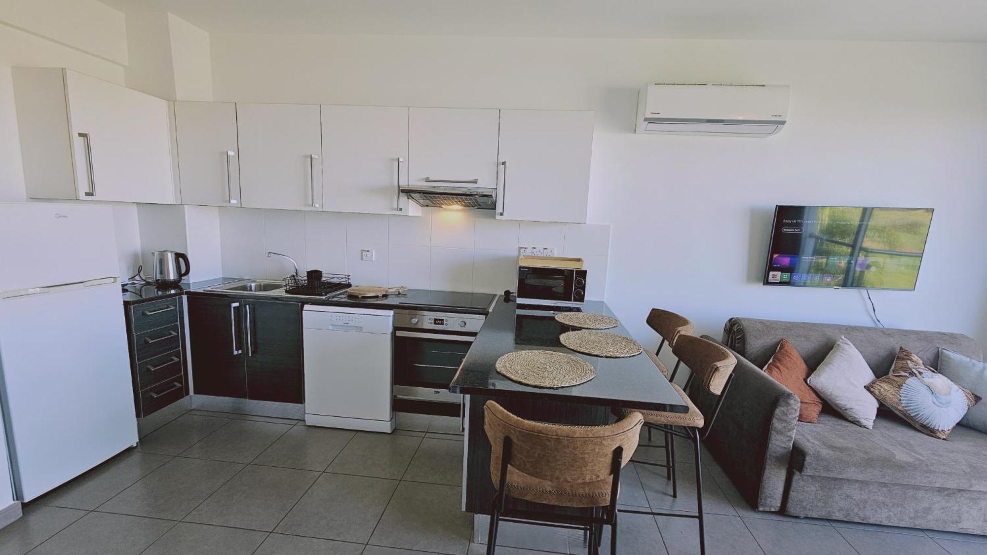 Apartment White Coral